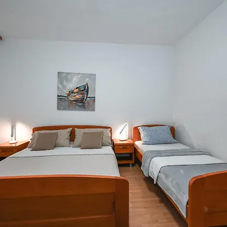 Sobe Loncar Apartamento Baška Voda