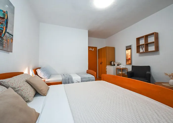 Sobe Loncar Apartamento *